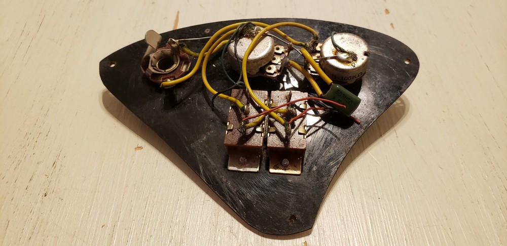 Volume Tone Control Pick Guard Ship World Wide