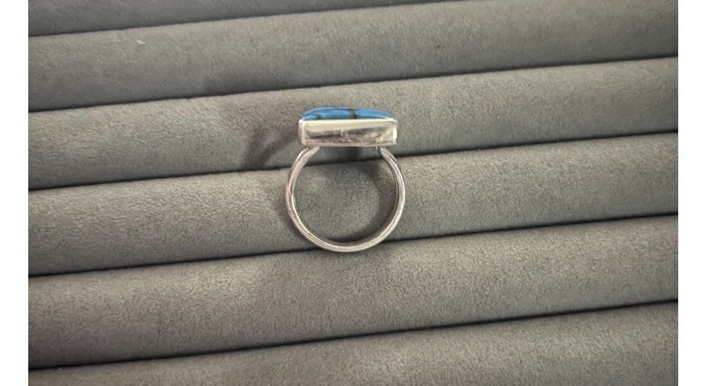 Kingman Turquoise Blue Mojave Ring Size 7.5 Solid Sterling Silver