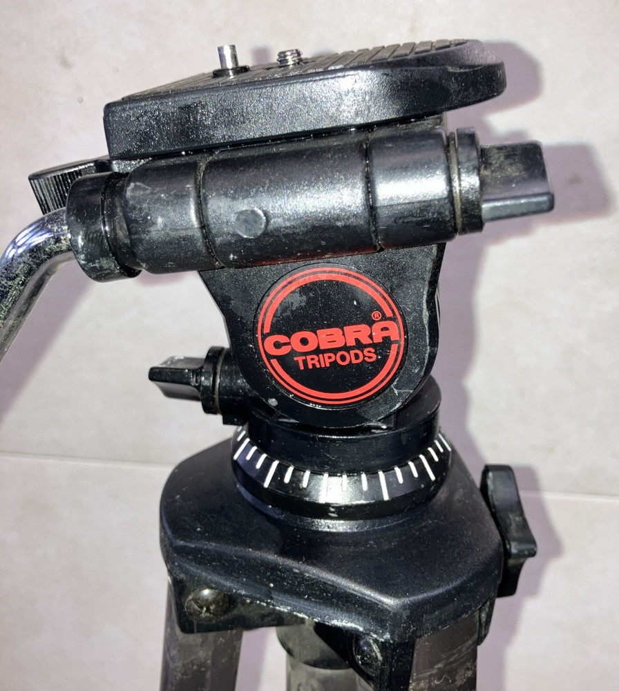 COBRA Eclipse 5000 Tripod (NEW)