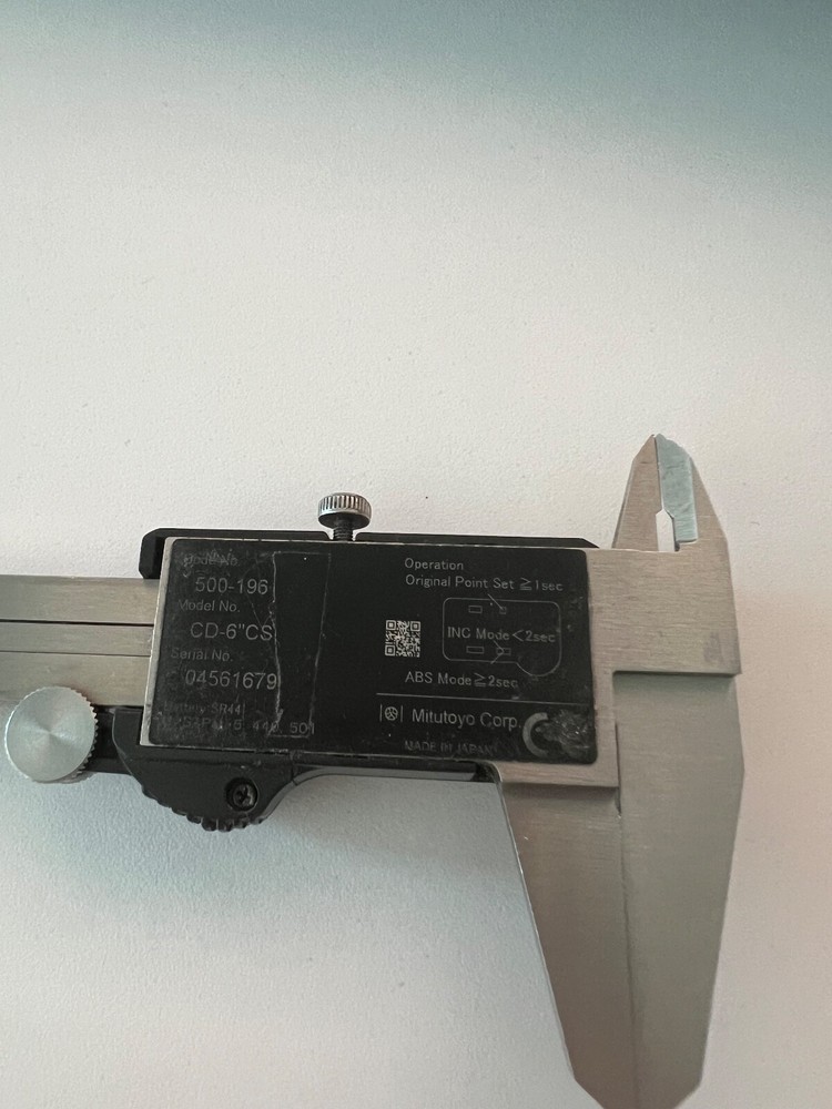 Mitotuyo Digital Caliper 500-196