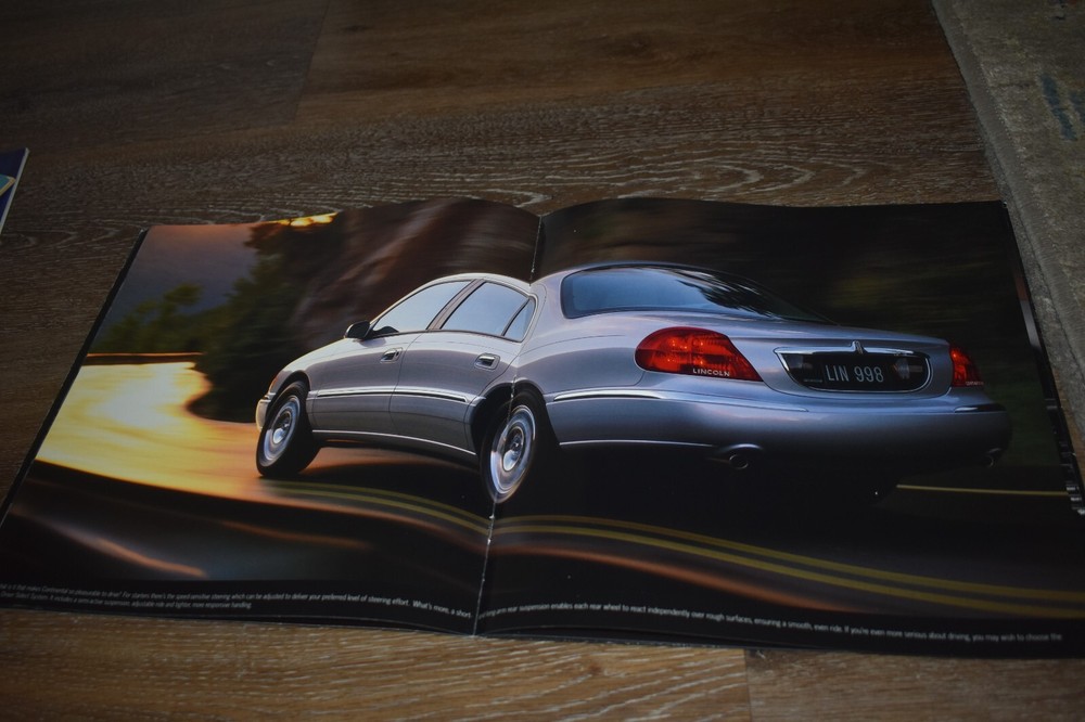 1999 Lincoln Continental sales brochure