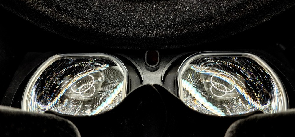 HTC VIVE Pro 2 VR Headset