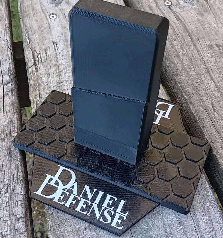 Sporting Rifle Display / Table Stand Daniel Defense