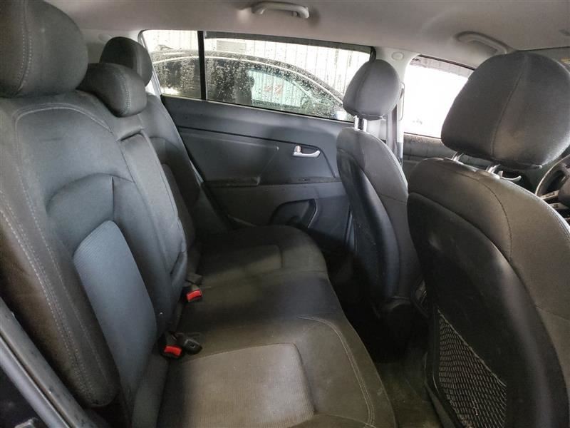 SPORTAGE 2016 Glove Box 343409