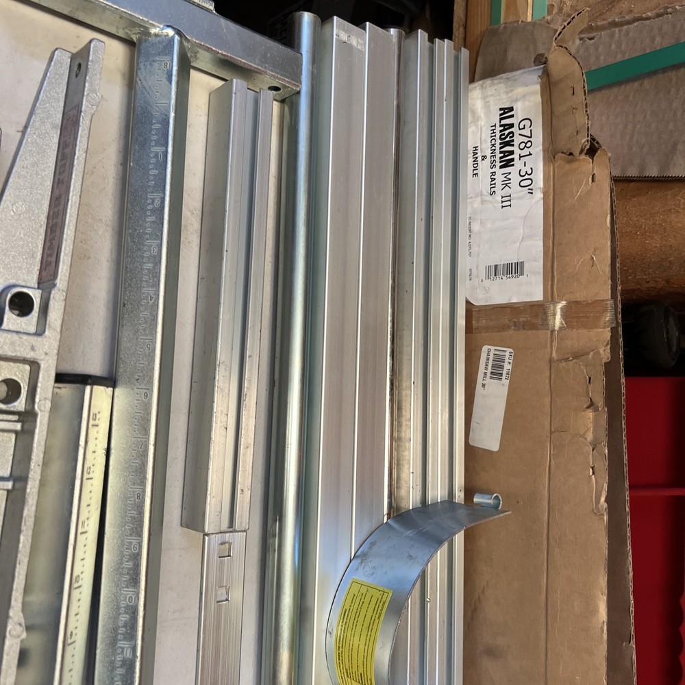 G781-30 & 36” Alaskan MK III —Missing Handle And Hardware