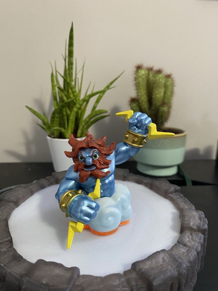 Skylanders Giants Bundle + Portal
