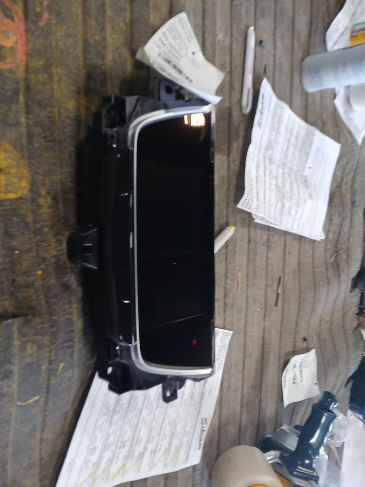 Info-GPS-TV Screen Driver Information Dash Mounted Fits 22-24 XT5 2779087