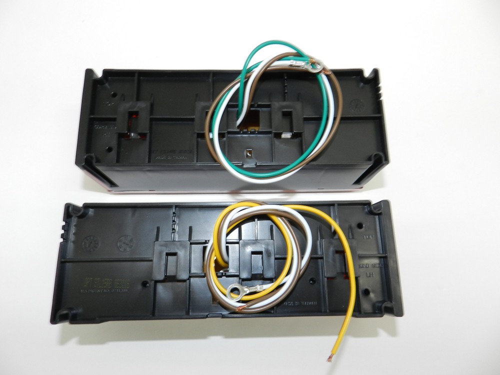 Trailer LED Tail Light Stud Mount Optronics Submersible Rectangle Marine Fleet