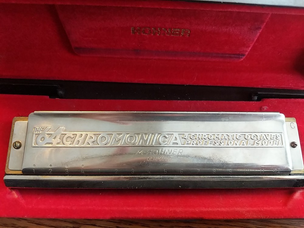 Hohner 64 Chromonica 4 Octave Professional Model Harmonica, 16-Hole Key of C