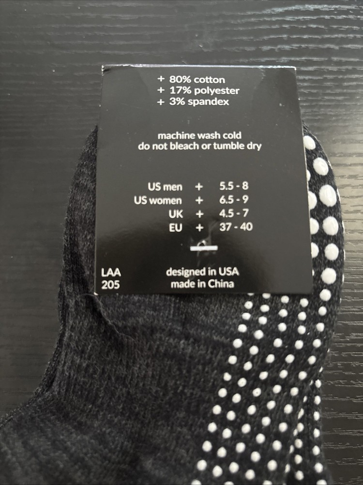NWT 2 PAIR~LA ACTIVE GRIP SOCKS M
