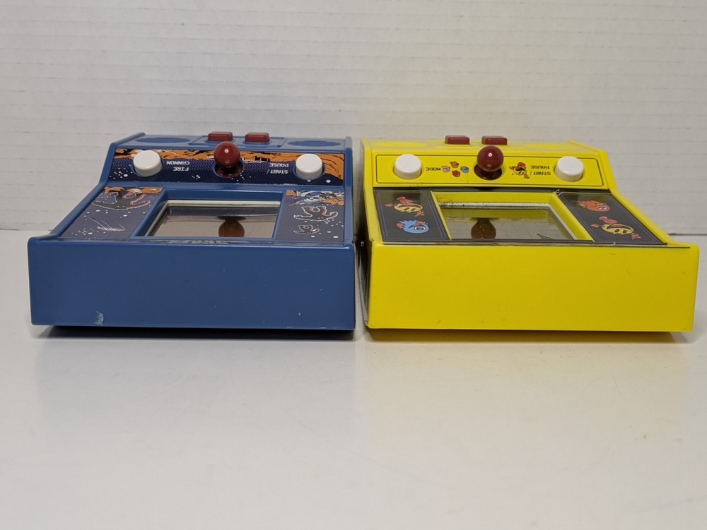 Pac-Man and Space Invaders Handheld Retro Mini Arcade Machines Tested BUNDLE