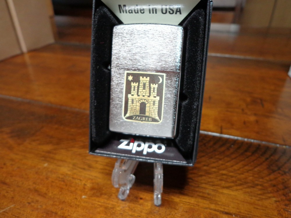 ZAGREB BRUSH CHROME ZIPPO LIGHTER MINT IN BOX