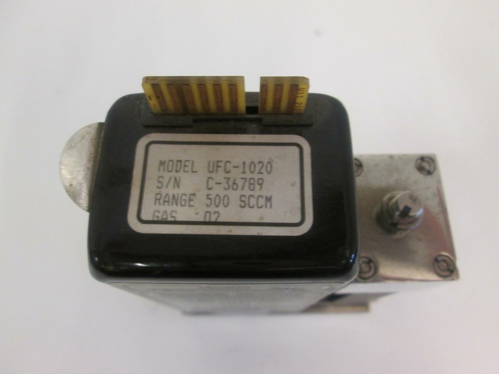 Unit UFC-1020 Mass Flow Controller MFC, O2, 500 SCCM