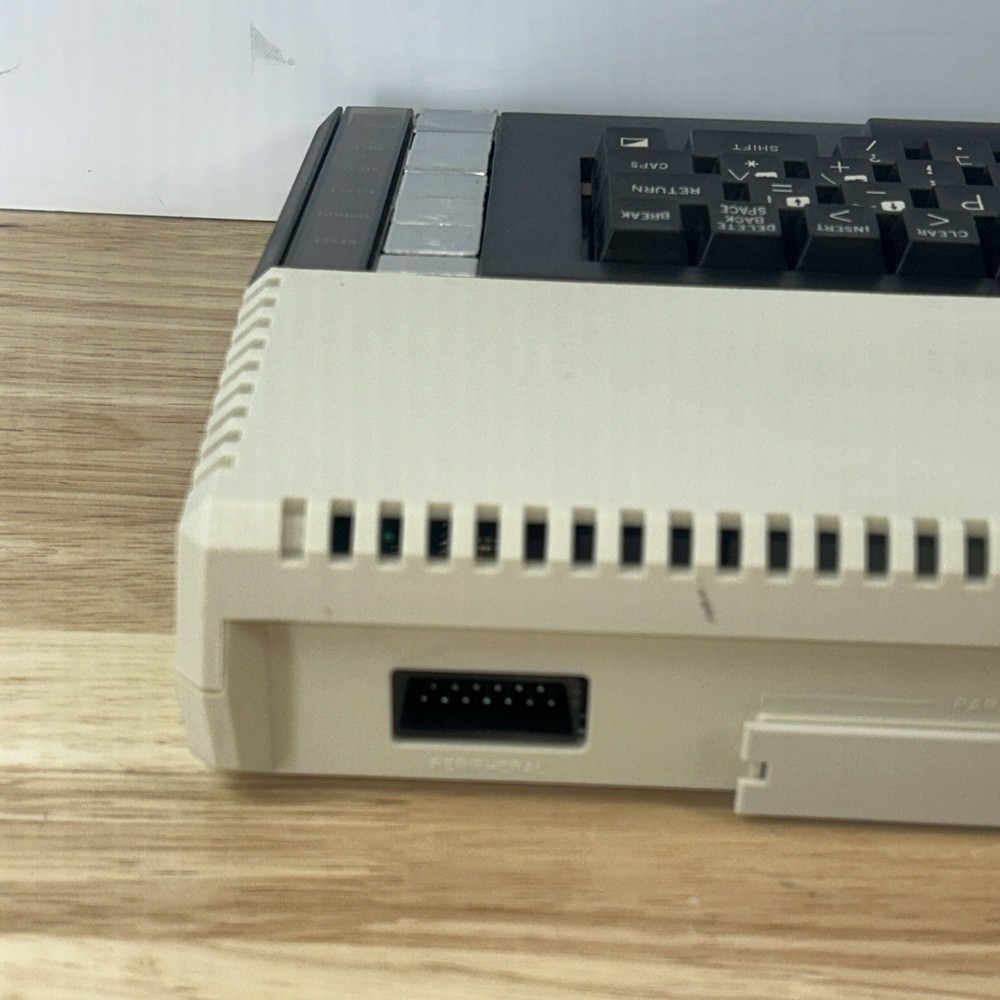 Atari 800 XL Computer With Power & Video Cord Includes Manuals Vintage Tested