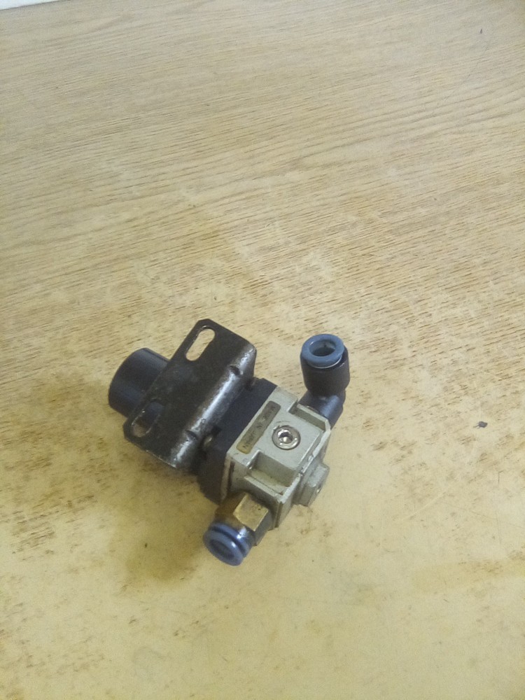 SMC NAR2000 Pressure Regulator