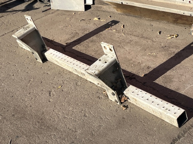 STOUGHTON TRAILER ICC BAR ASSEMBLY