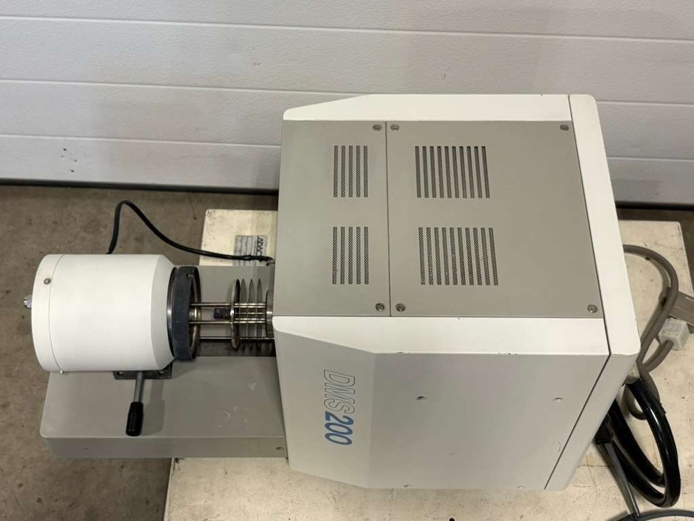SII Seiko Instruments Dynamic Mechanical Spectrometer Model DMS 200