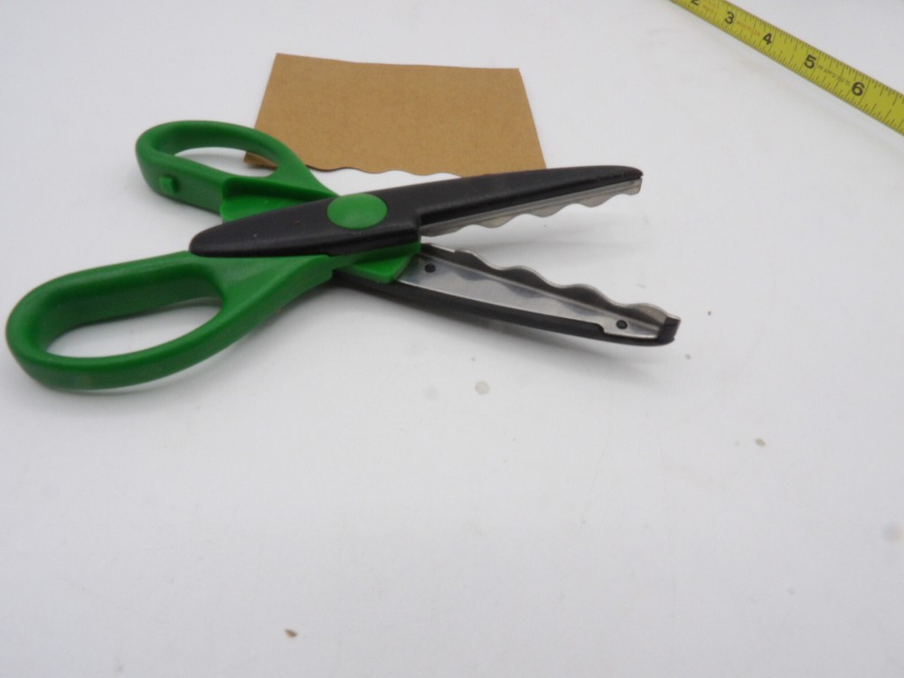 Paper Edger Scissors Cut Craft 6 inch
