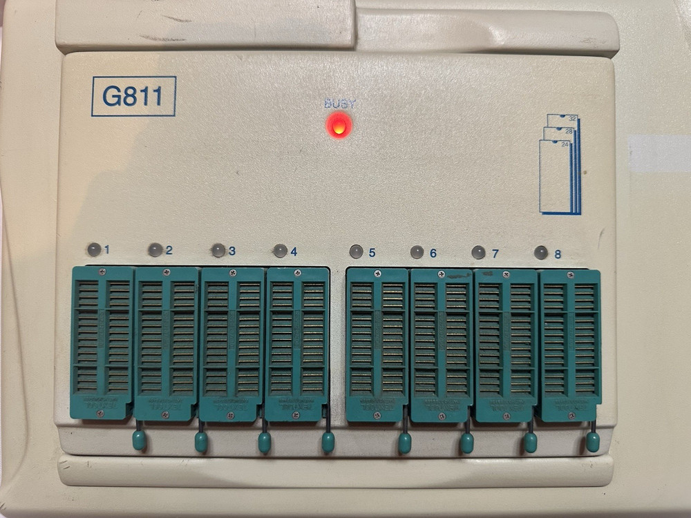 Stag P801 Programmer with G811 Chip Adapter