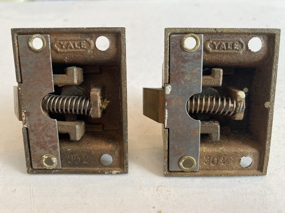 YALE Cupboard/ Cabinet Door Latches- Solid Brass w/ Keepers