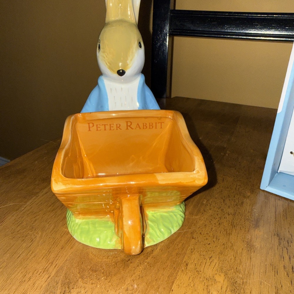 🐣Beatrix Potter Peter Rabbit Easter Ceramic Salt & Pepper Shakers & Candy Dish