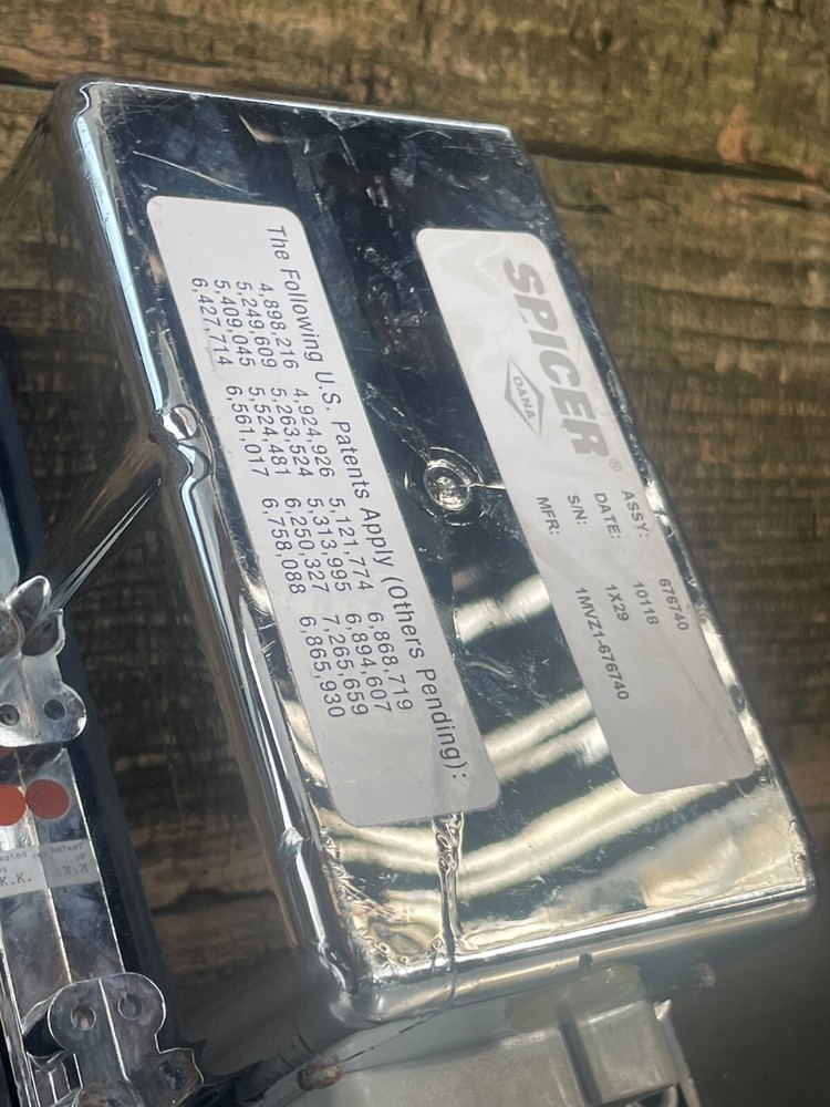 DANA ECU Spicer CTIS Control PANELMOUNT Push Button Panel 676740, S-3072-112