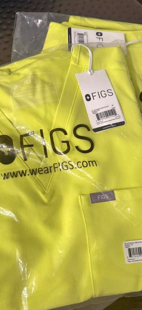 figs scrubs women
