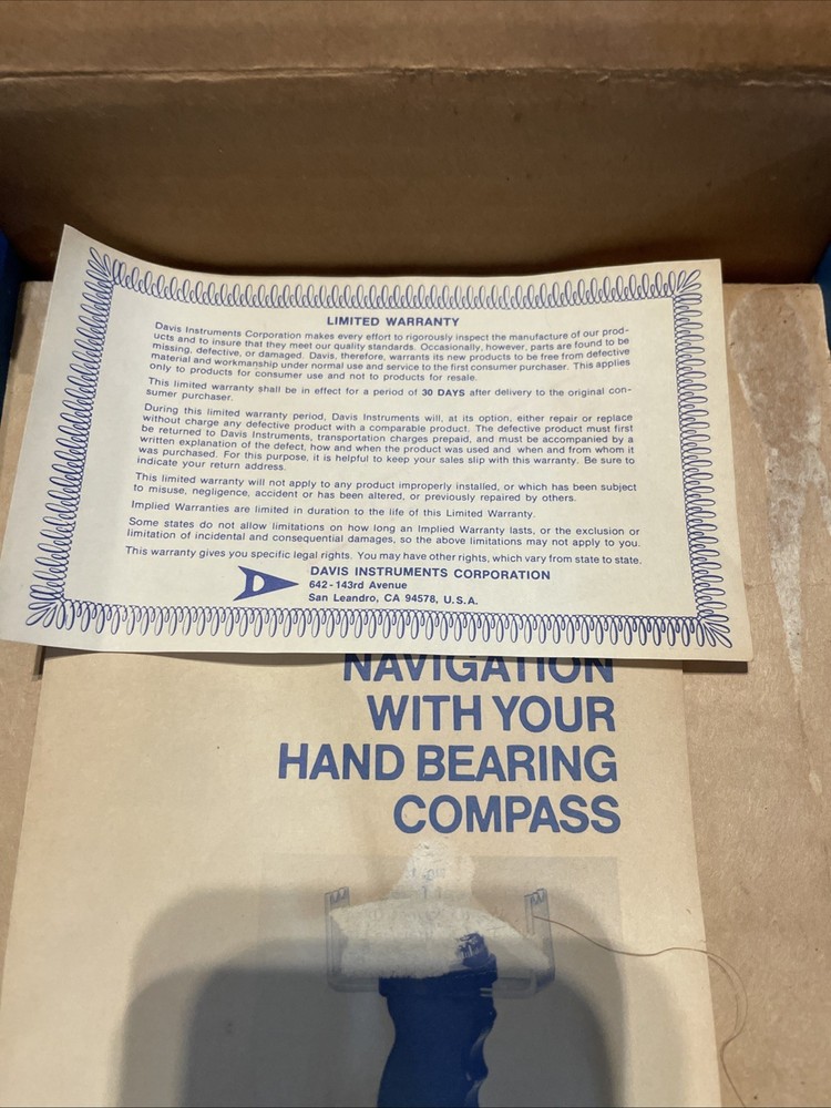 1983 DAVIS INSTRUMENTS HAND BEARING COMPASS NO LED MODEL 211 PREOWNED WITH BOX