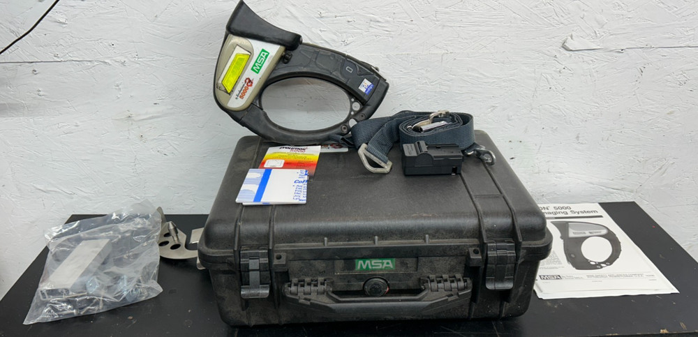 MSA Evolution 5000 Hand-Held Thermal Imaging Camera With Case And Accessories