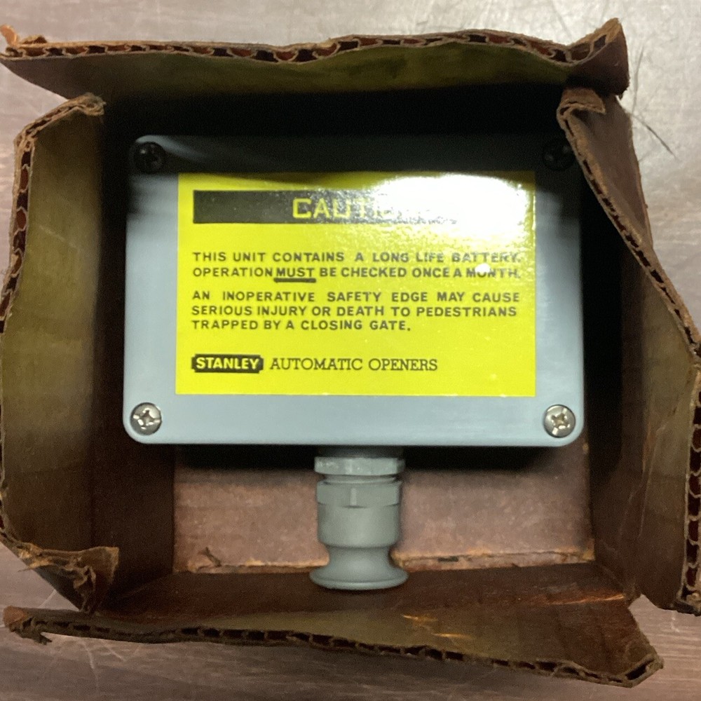 Stanley 1051 Gate Safety Edge Transmitter  331-1051