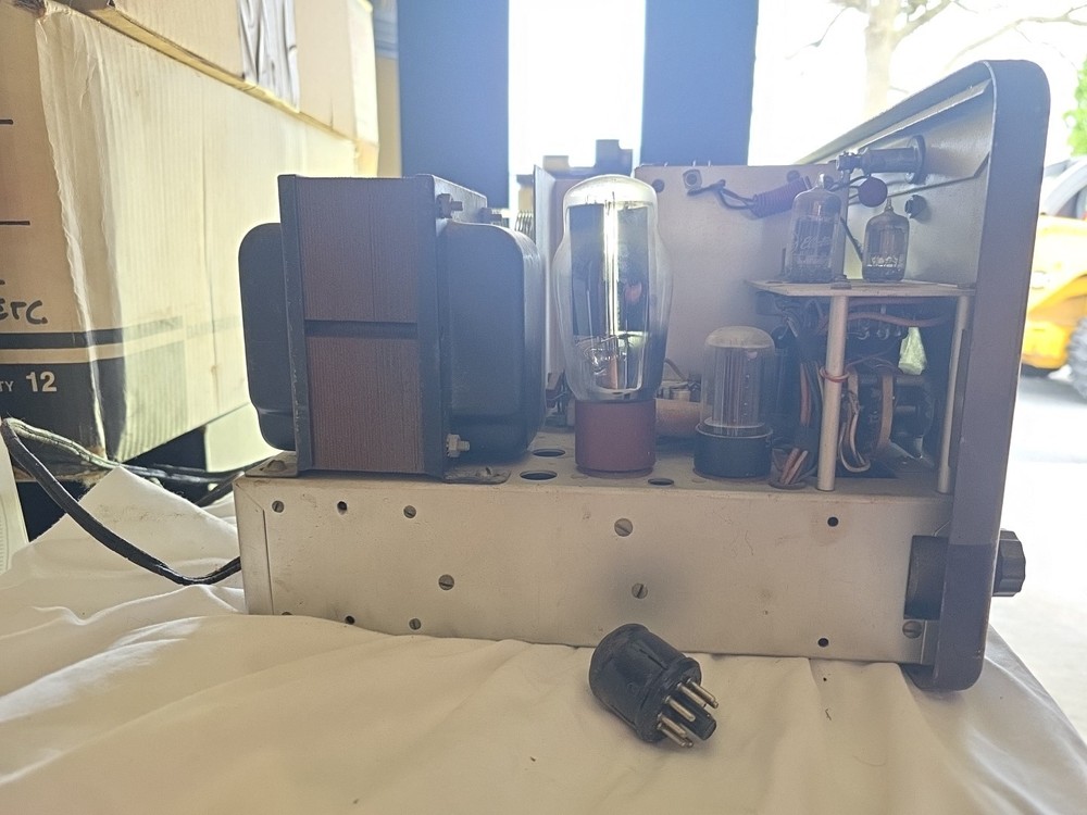 VINTAGE JOHNSON VIKING RANGER TRANSMITTER