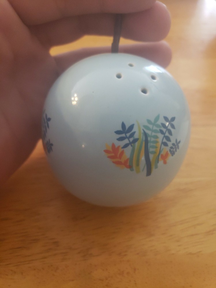 Porcelain incense burner, Vintage