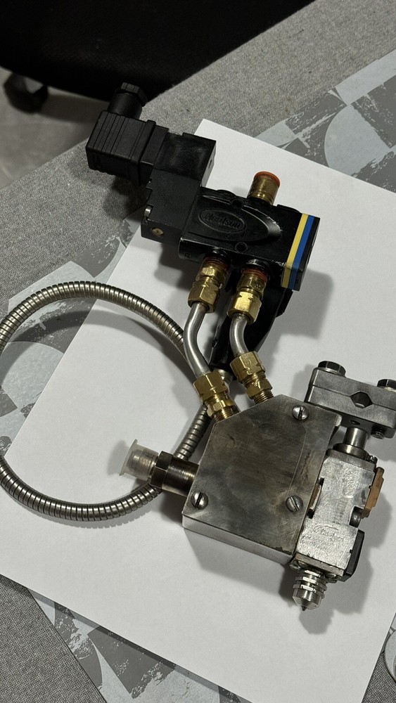 Nordson SOILDBLUE HOT MELT GLUE APPLICATOR