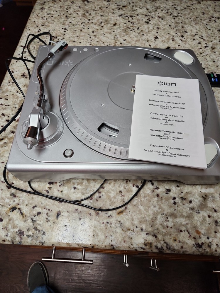 ION iTTUSB USB Turntable - Manual Tested