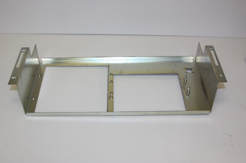 Rack Mount Bracket #2785402u02--Motorola Quantro/Quantar Repeater/Base Station