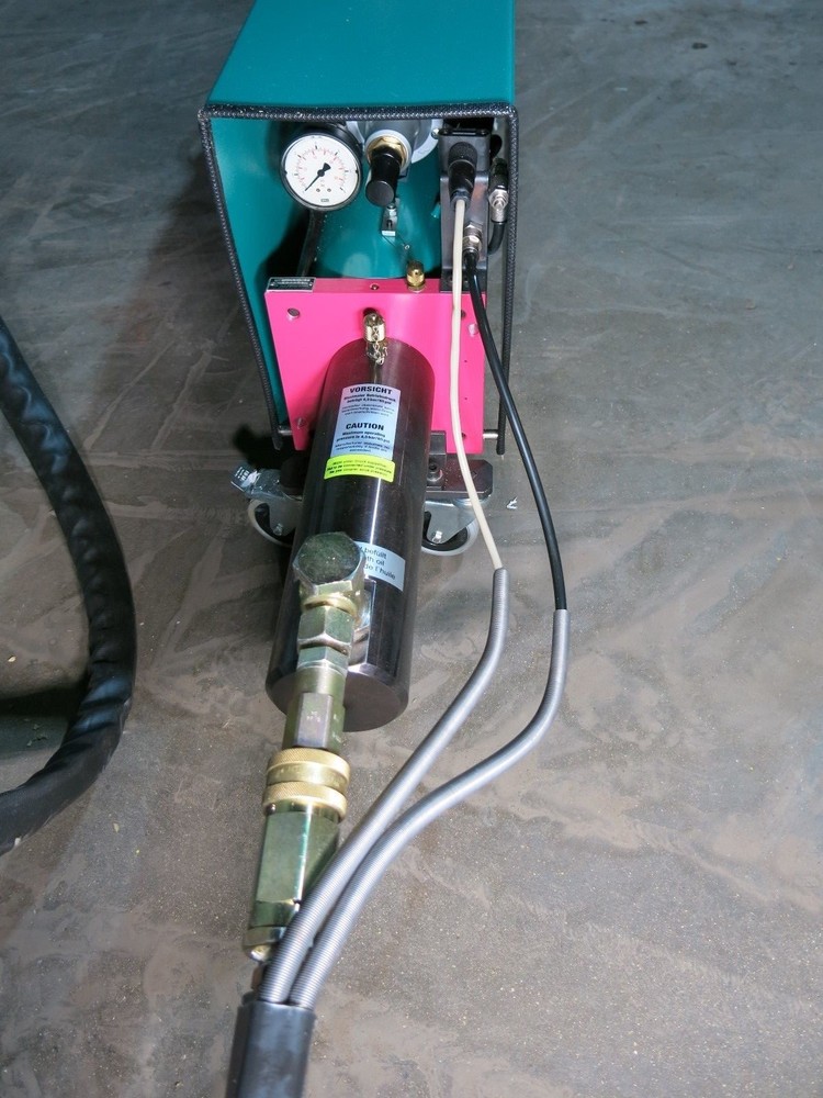 TOX PRESSOTECHNIK JOINING SYSTEM POWER PACK TWO CINCHERS UNUSED SHARP