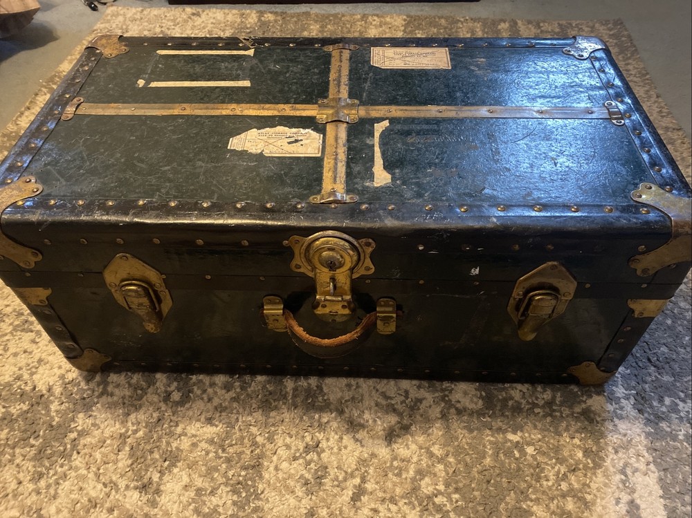 World War 2 Army Trunk ?