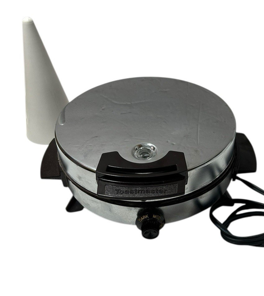 Vintage Toastmaster Waffle Cone Maker Model 295M Tested and Working