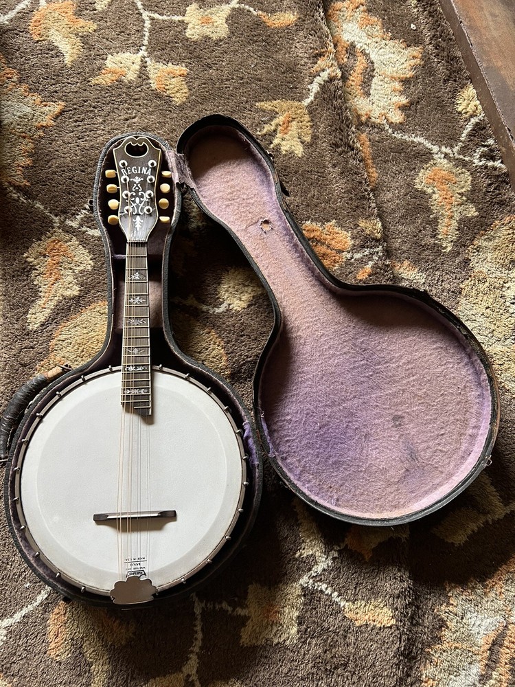 Regina 8-String Banjo 1920s with case