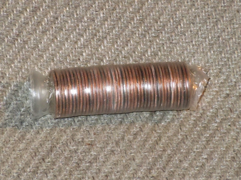 1 - Bank Roll Wrapped  Rhode Island 2001 D State Quarters ~ BU