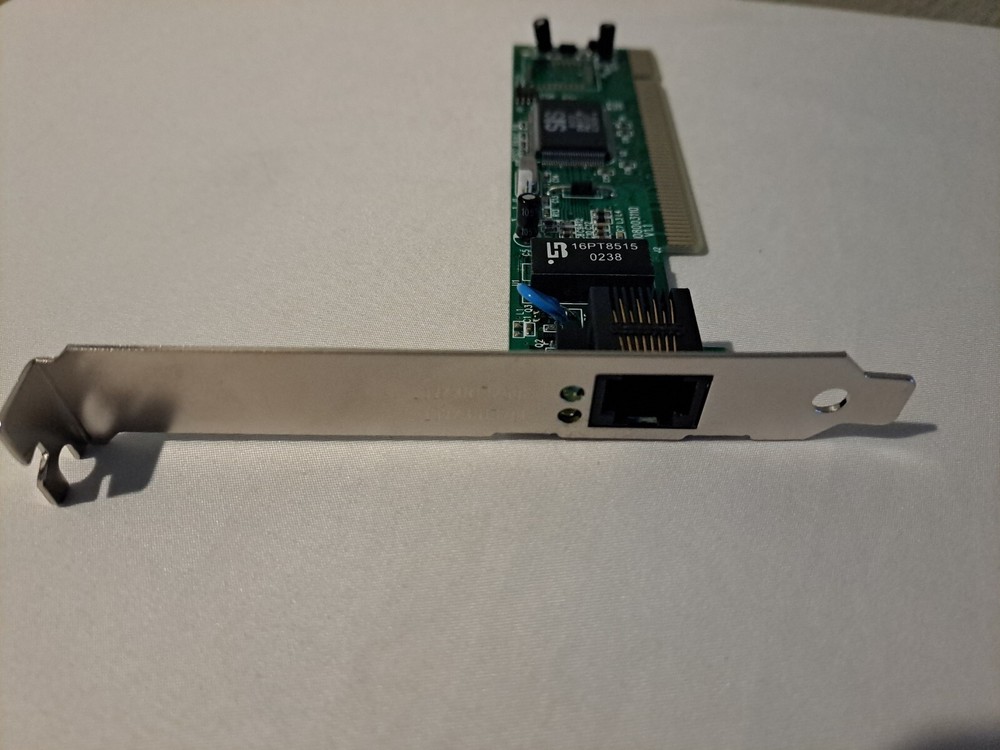 10/100 Mbps Fast Ethernet PCI Adapter