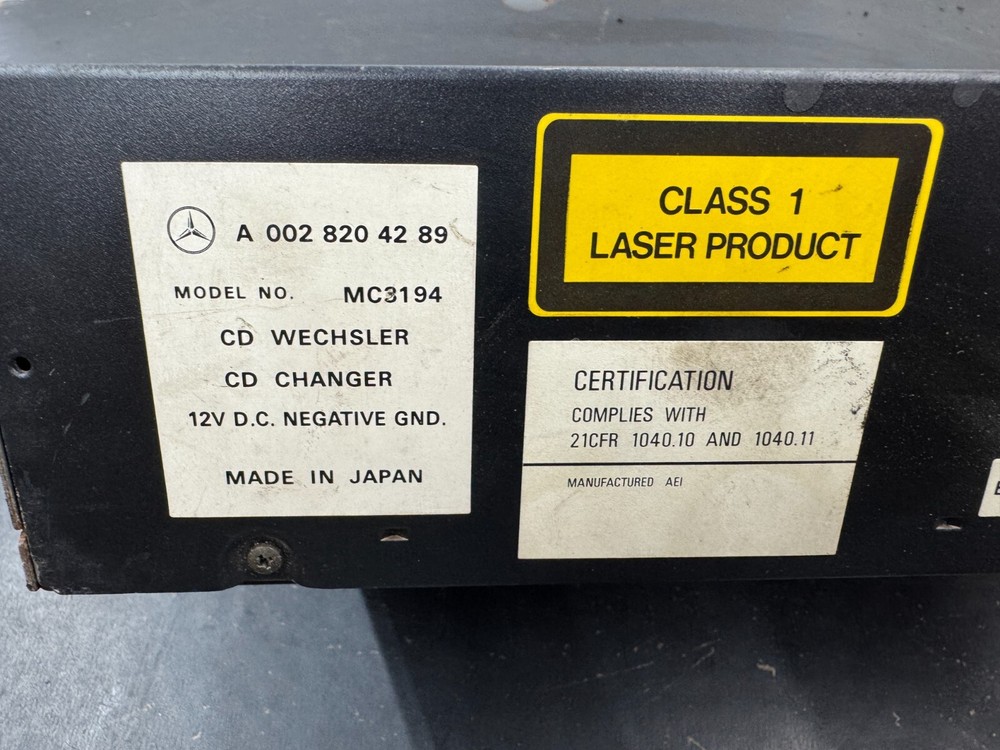 MERCEDES BENZ CD CHANGER