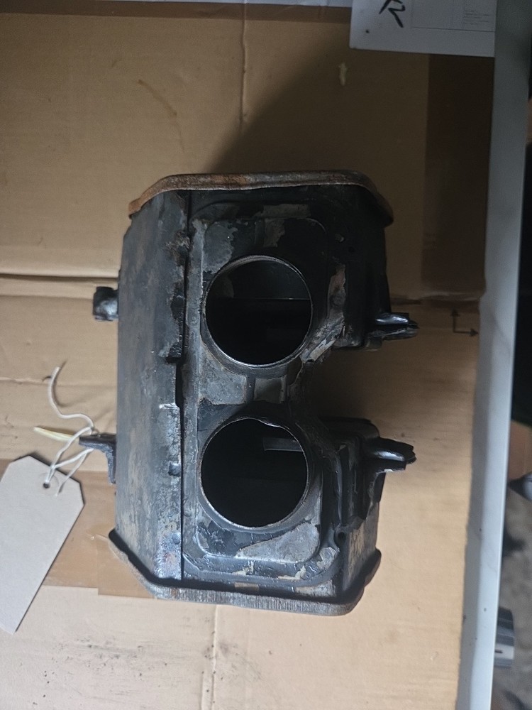 Yamaha RD200 A/B Airbox