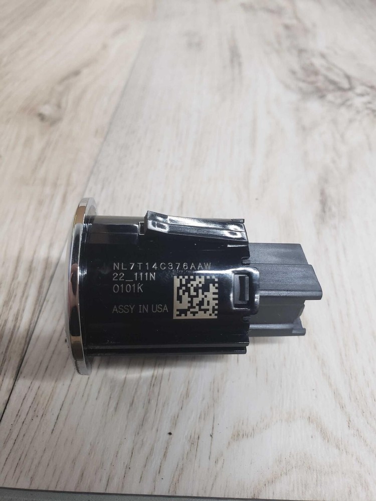 22 NAVIGATOR Engine Start Stop Push Button ONLY