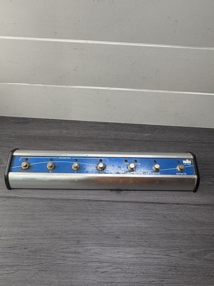 WAV Amplifier Footswitch Model KAC-FSWAV