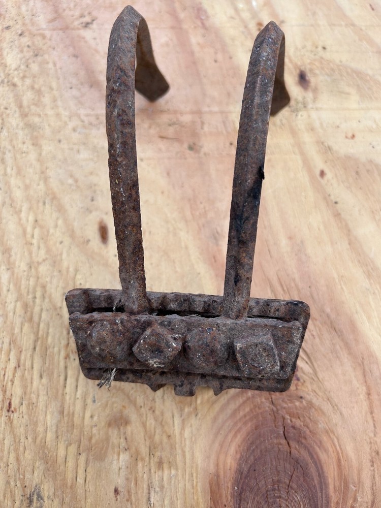 Cultivator Rake Head 2 THINES Rusty Rustic no handle Original Vintage Primitive