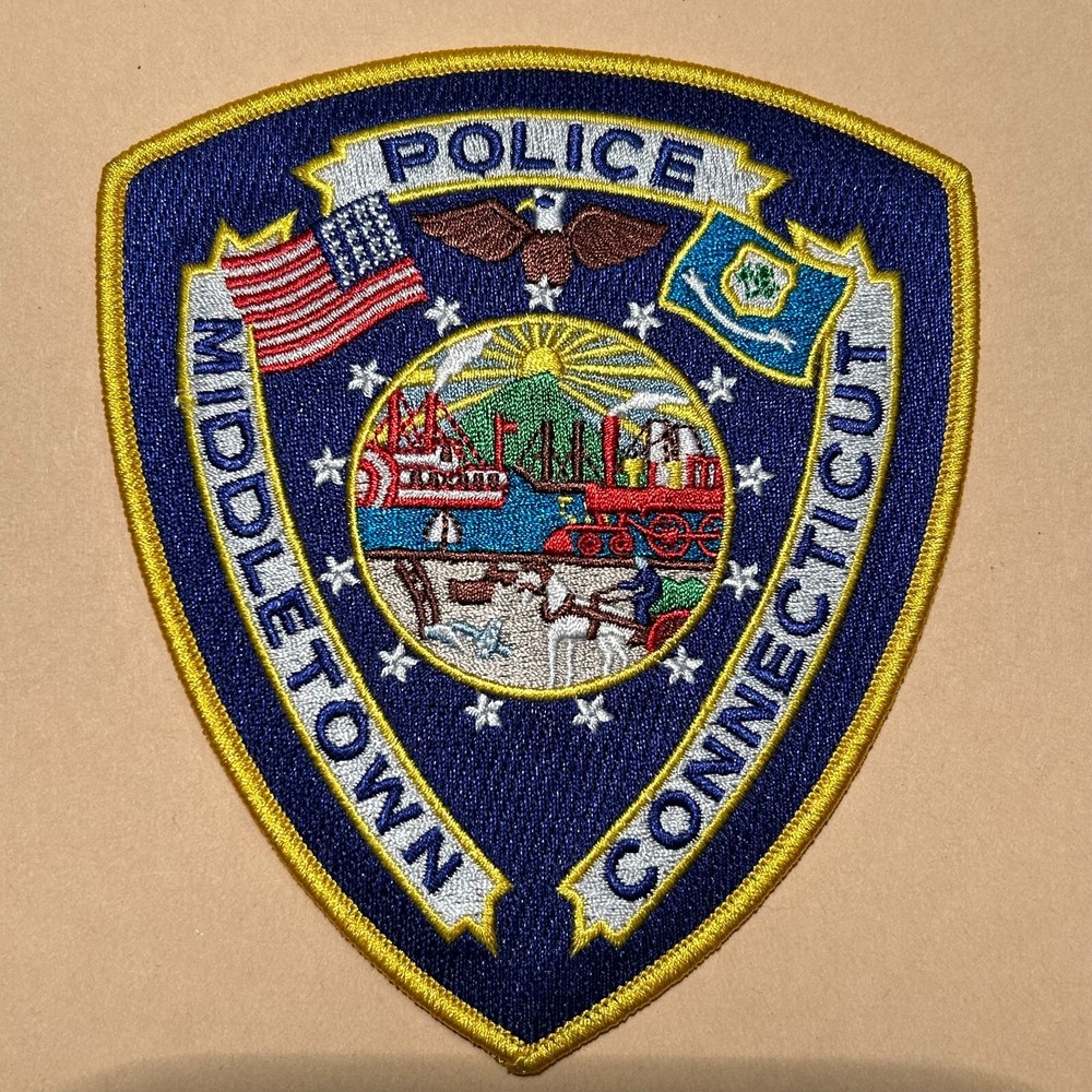 CONNECTICUT CT MIDDLETOWN POLICE NICE SHOULDER PATCH SHERIFF