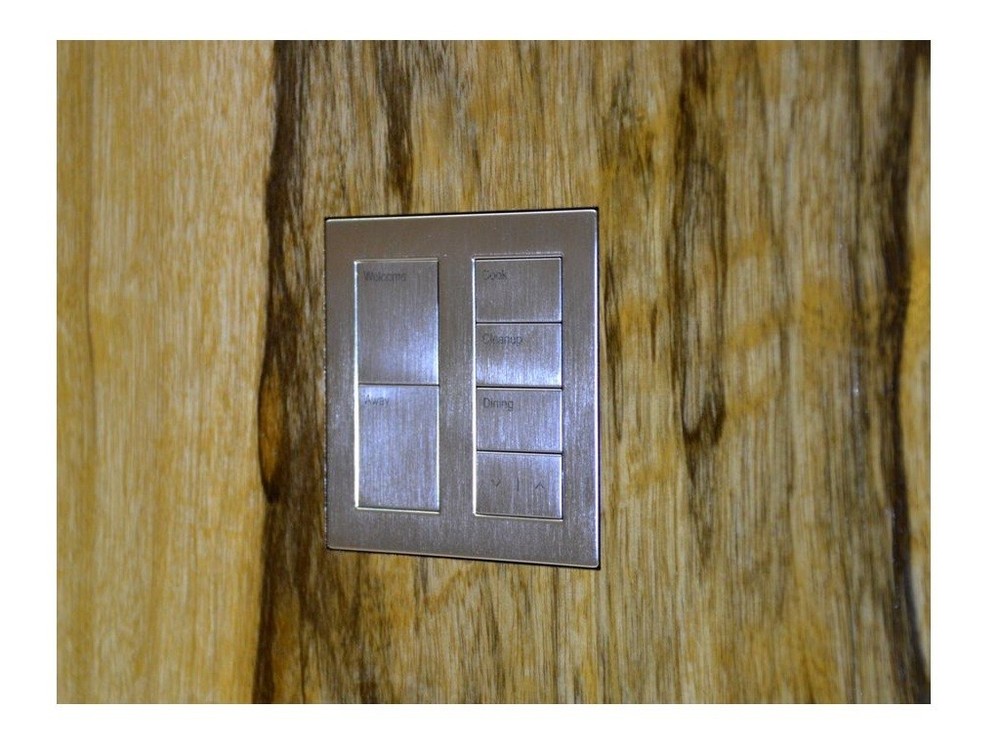 10-01-500 Solid Surface Adapter for Palladiom Square 1COL SOLID.B