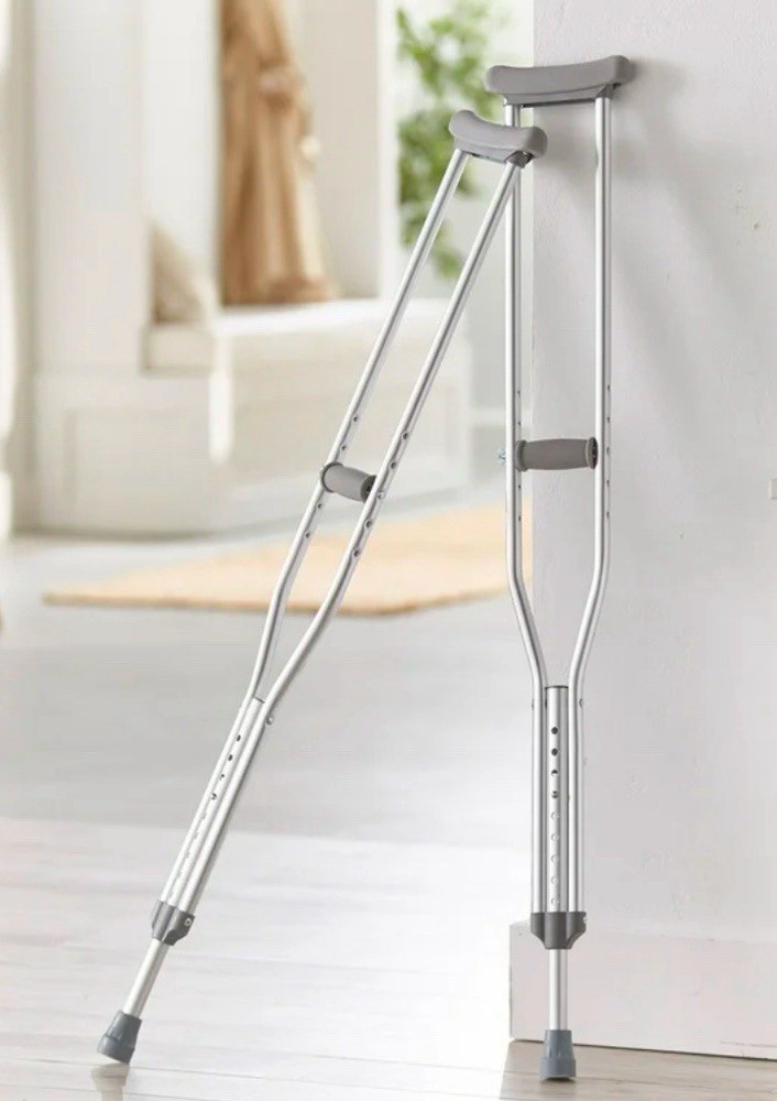 Adult Crutches