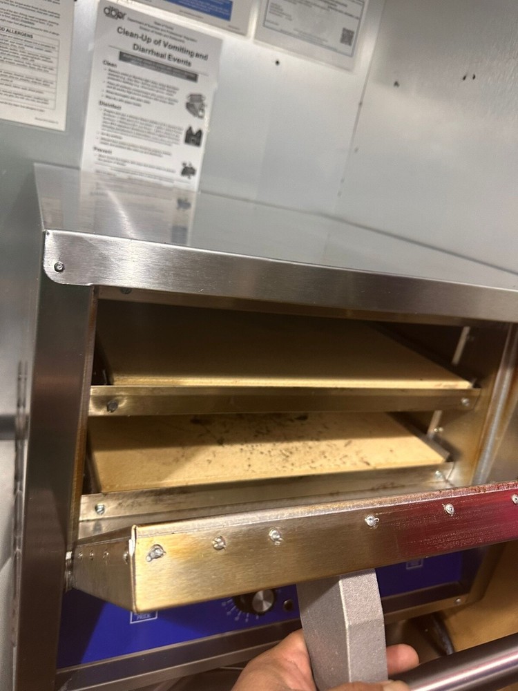 Bakers Pride Countertop Pizza Oven 220V